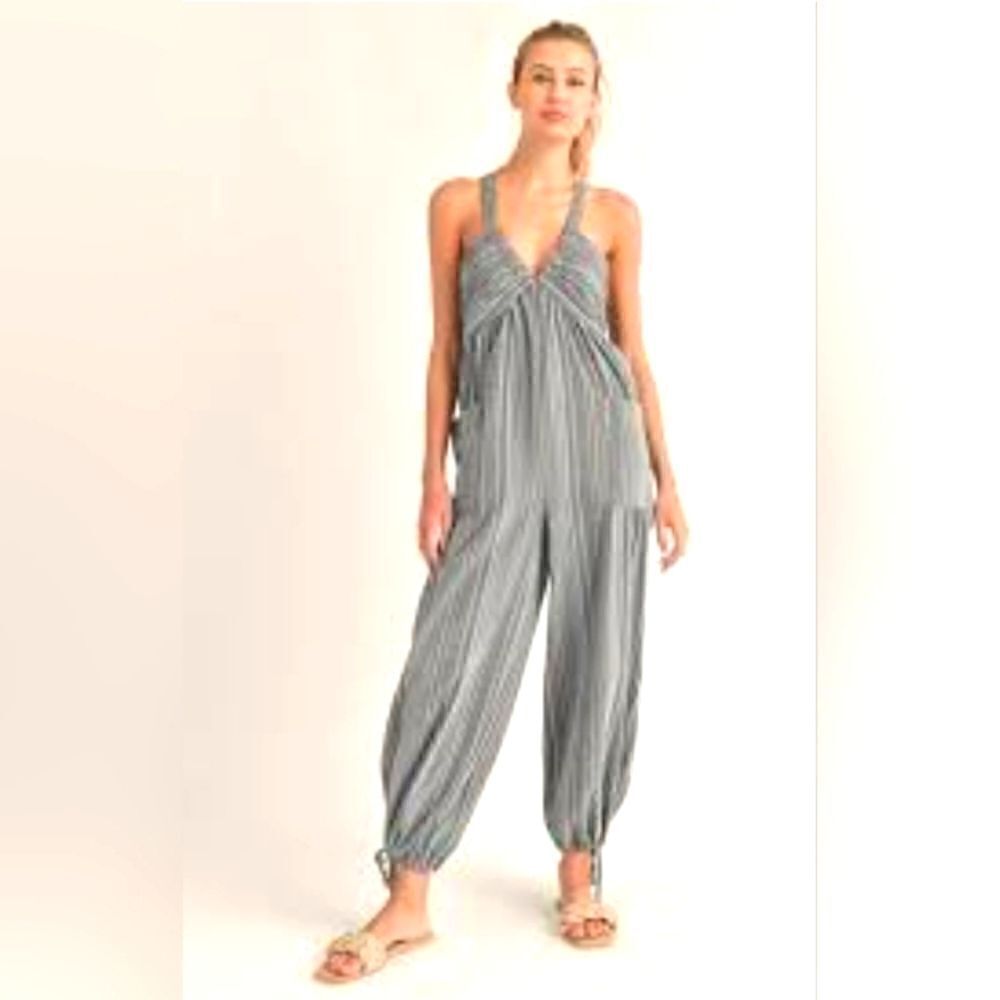 Klesis,Women’s Stripe Crinkle jumpsuit,,Nwot, Size Medium